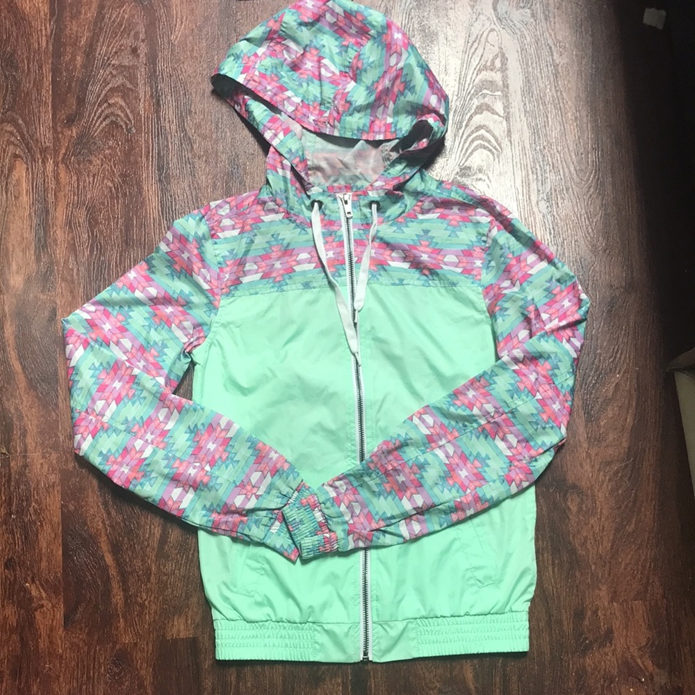 Empyre XS windbreaker mint green and pink